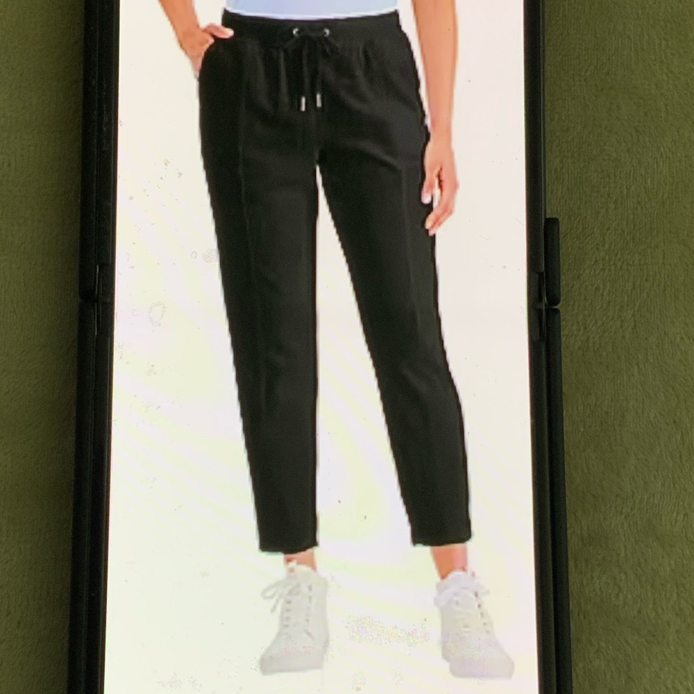 Champion Women’s Drawstring Cuffed Jogger Pants